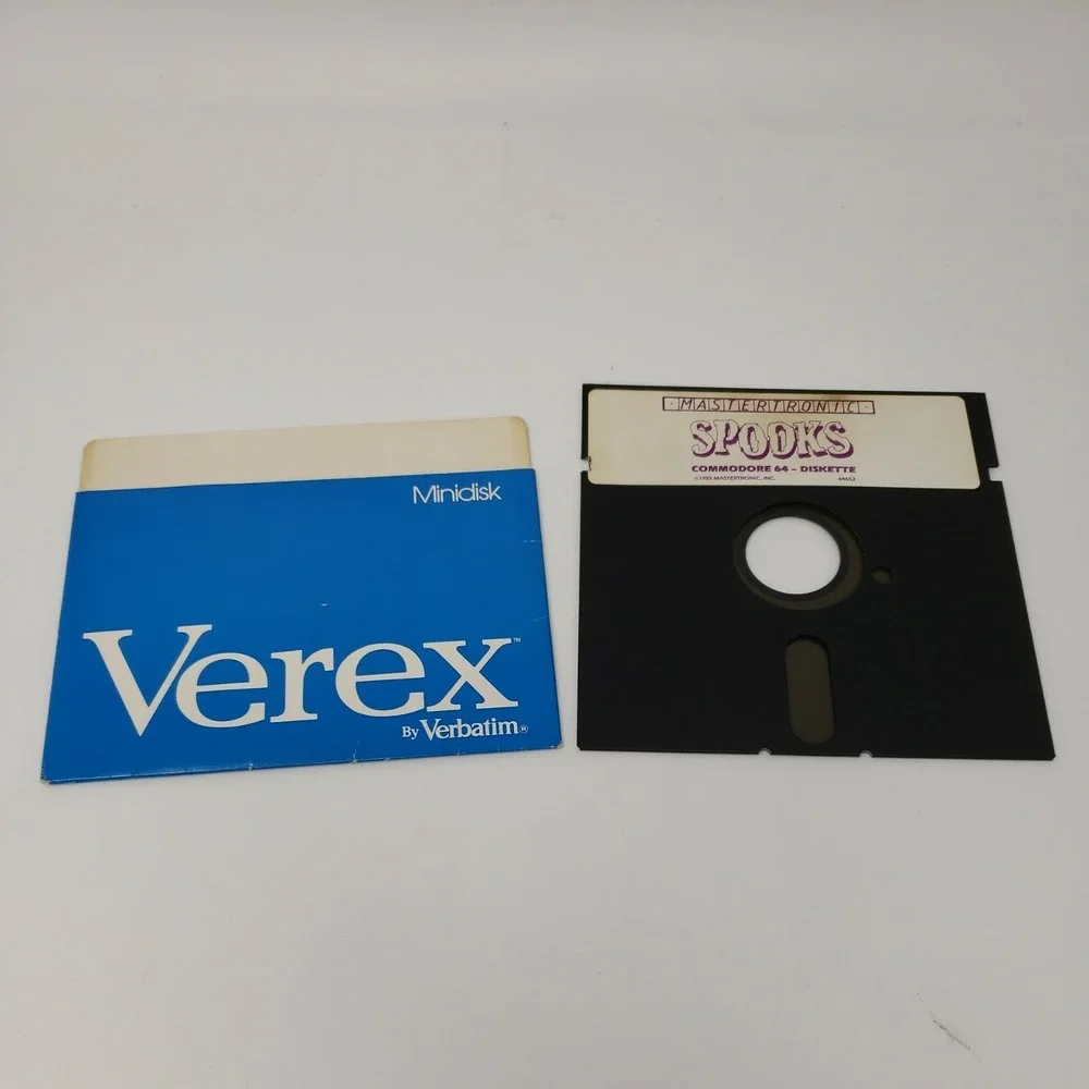 Spooks Commodore‎ 64 / 128 Computer Game 5.25 Diskette by Mastertronic Untested